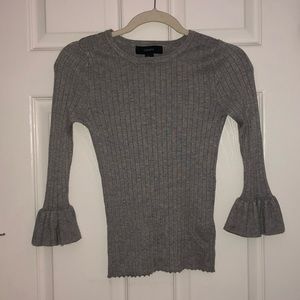 F21 gray knit bell-sleeve sweater